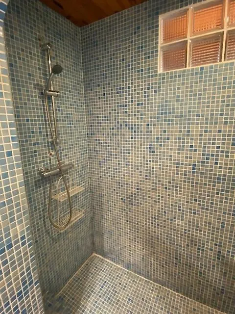 Appartement Rez De Villa Terrasse Piscine Hyères Francja