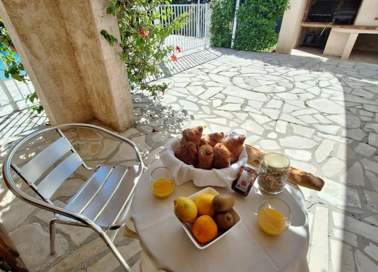 Appartement Rez De Villa Terrasse Piscine Hyères